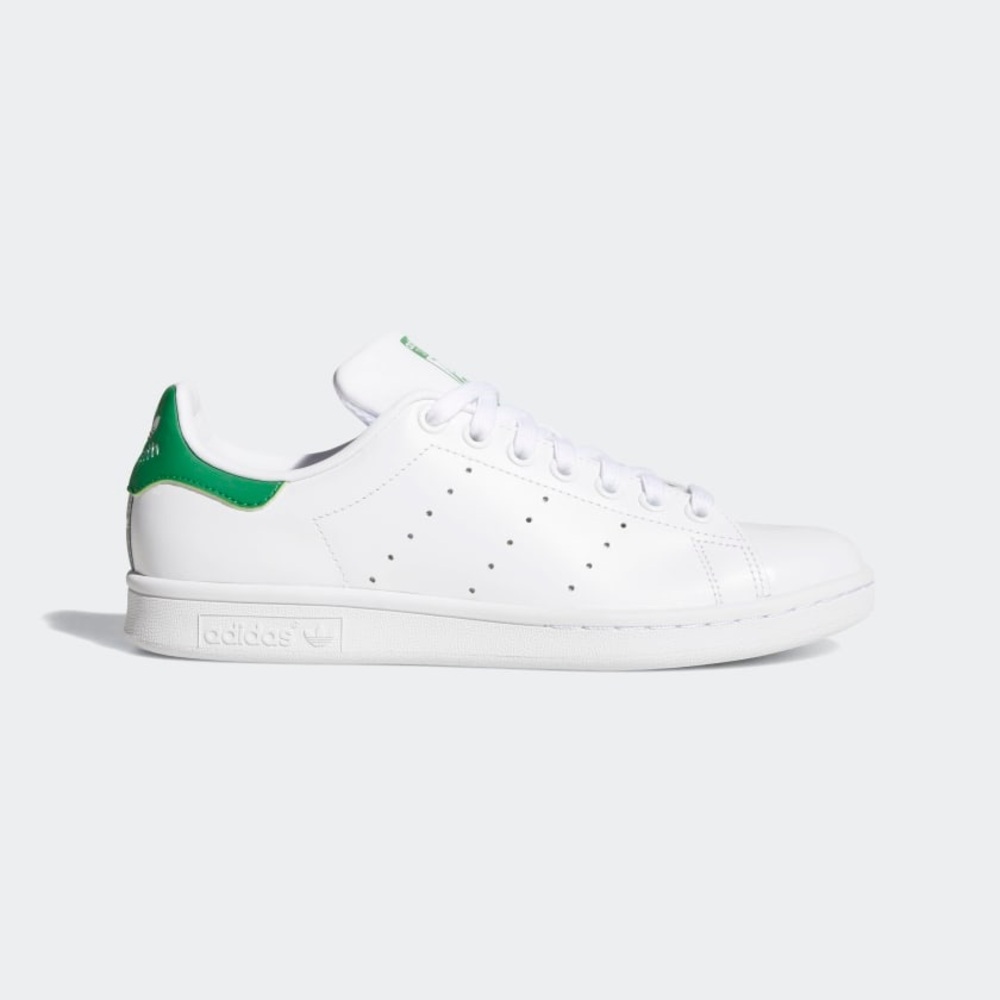 Adidas Stan Smith tennis shoes. Size W8.5